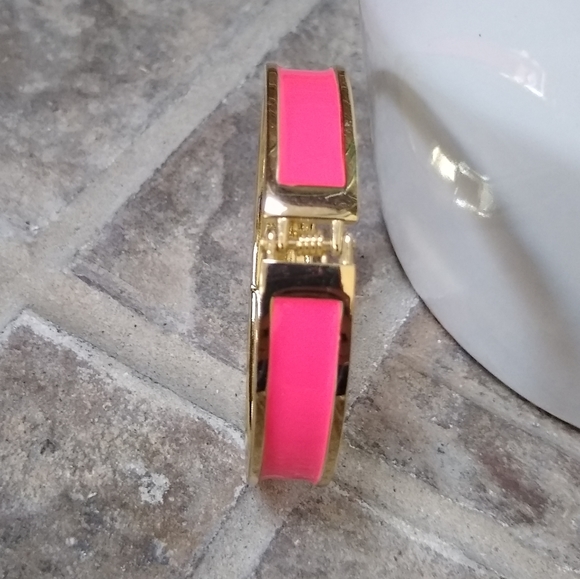 Gold Pink Enamel Bangle Clamp Bracelet - Picture 3 of 5